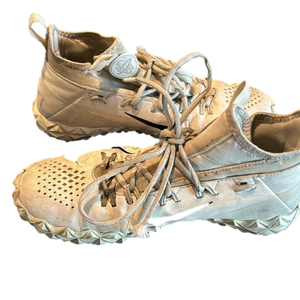 Nike Athletic Shoes in Cream and Black